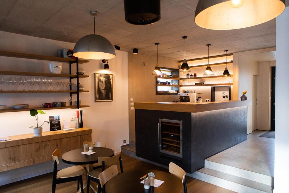 بايموتْسْ Vigeo Lounge B&B Coffee المظهر الخارجي الصورة